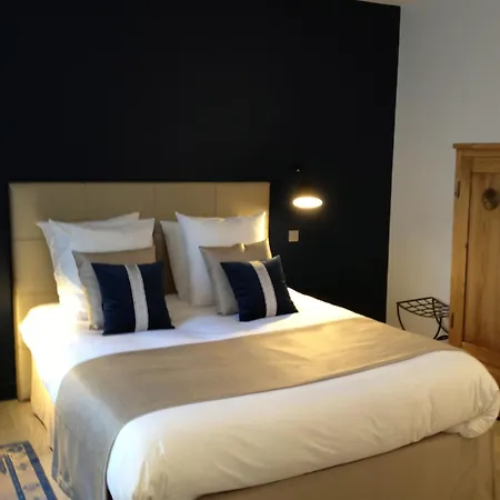 Bed & Breakfast La Maison De Léa 4*